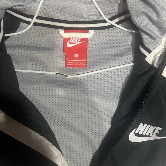 Nike Raincoat - Picture 2 of 2